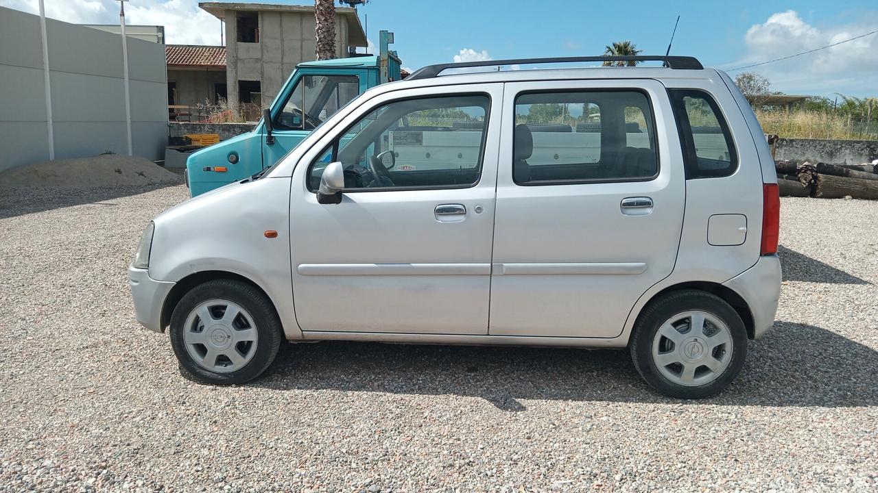 OPEL AGILA 1.3 DISEL C.V 70 MOTORE FIAT PER NEO PATENTATI