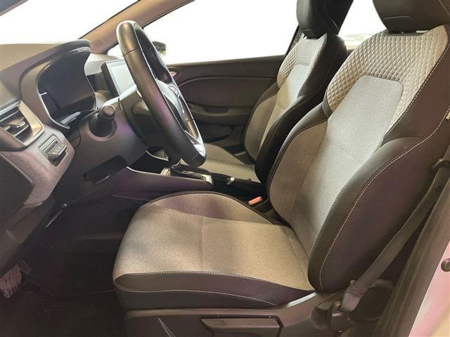 RENAULT Clio 1.6 E-Tech full hybrid Evolution 145cv