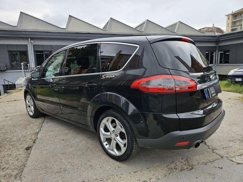Ford S-Max 2.0 203 cv EcoBoost Titanium