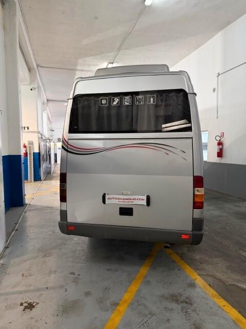 Mercedes Benz 17 posti OTTIMO