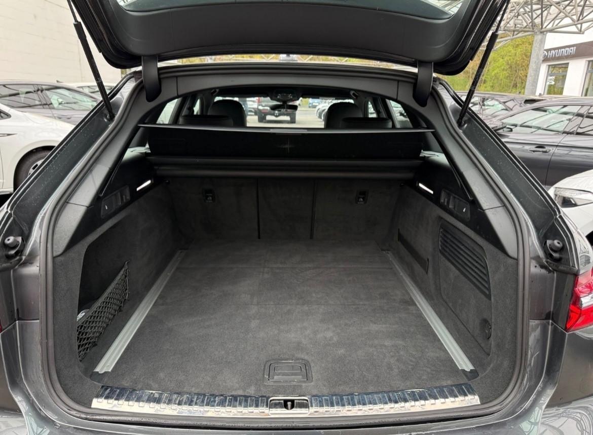 Audi A6 Avant S line 40 TDI S tronic IVA COMPRESA