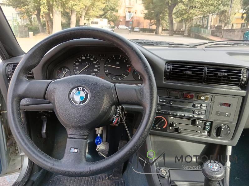 BMW 318 i