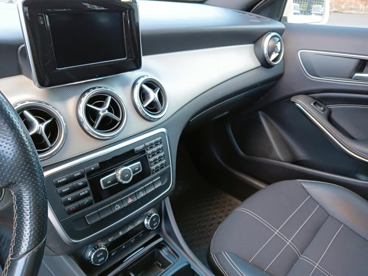 Mercedes-benz GLA 220 d LEGGERE DESCRIZIONE