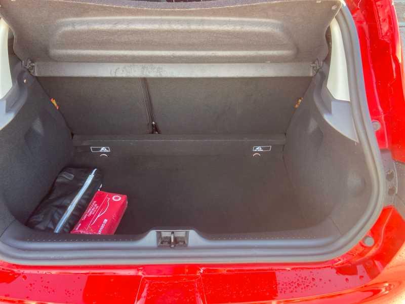 RENAULT Clio 1.2 16v Zen 75cv