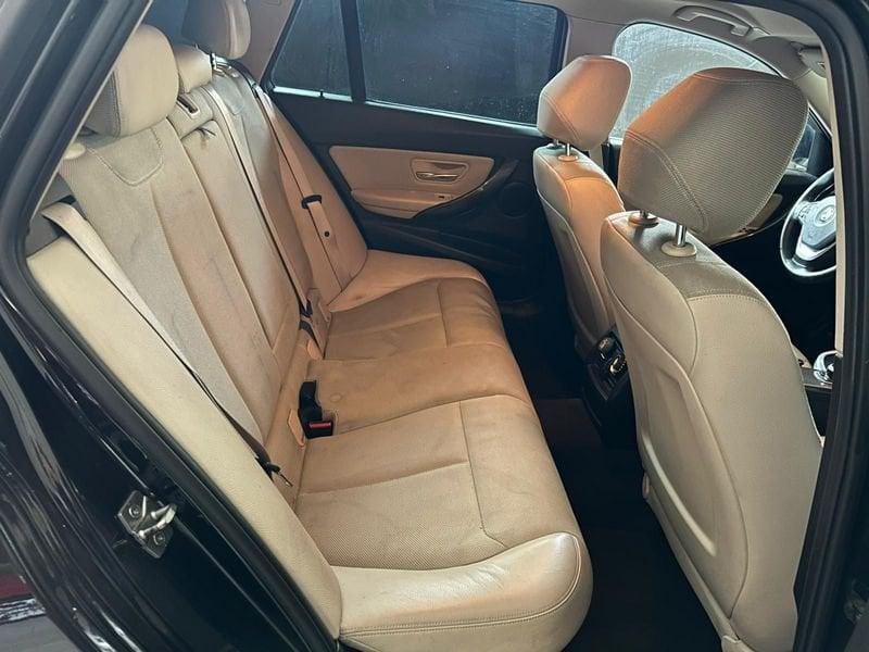 BMW Serie 3 318d Modern Touring