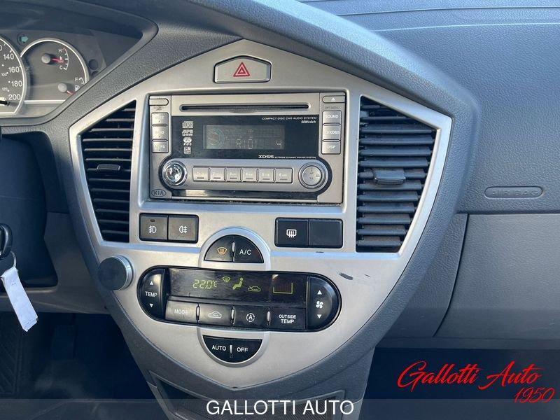 Kia Carens LX 1.6 105cv