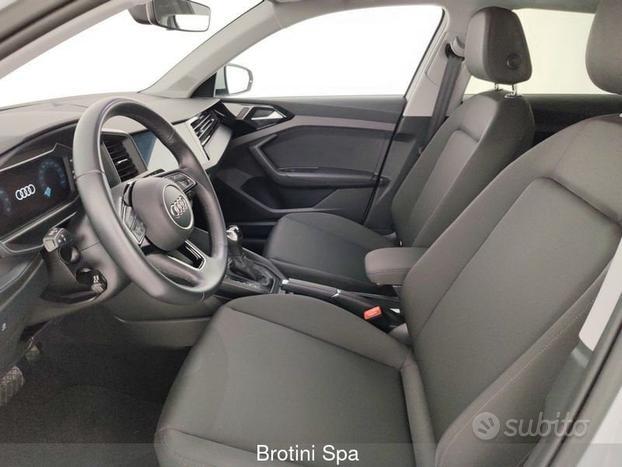 Audi A1 citycarver 30 TFSI S tronic Admired