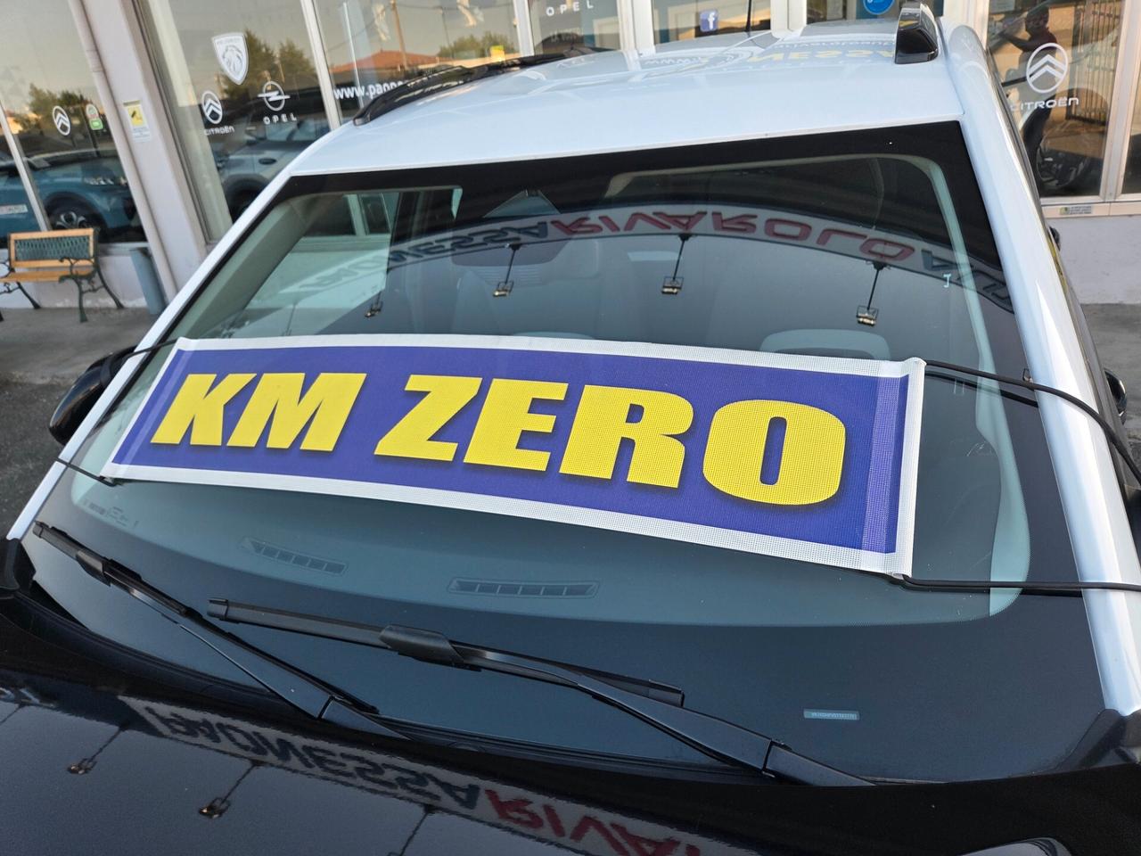 Citroen C3 PLUS 100 CV KM0 TETTO BIANCO NESSUN OBBLIGO FINANZIARIO