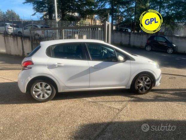 Peugeot 208 Active PureTech 82 GPL