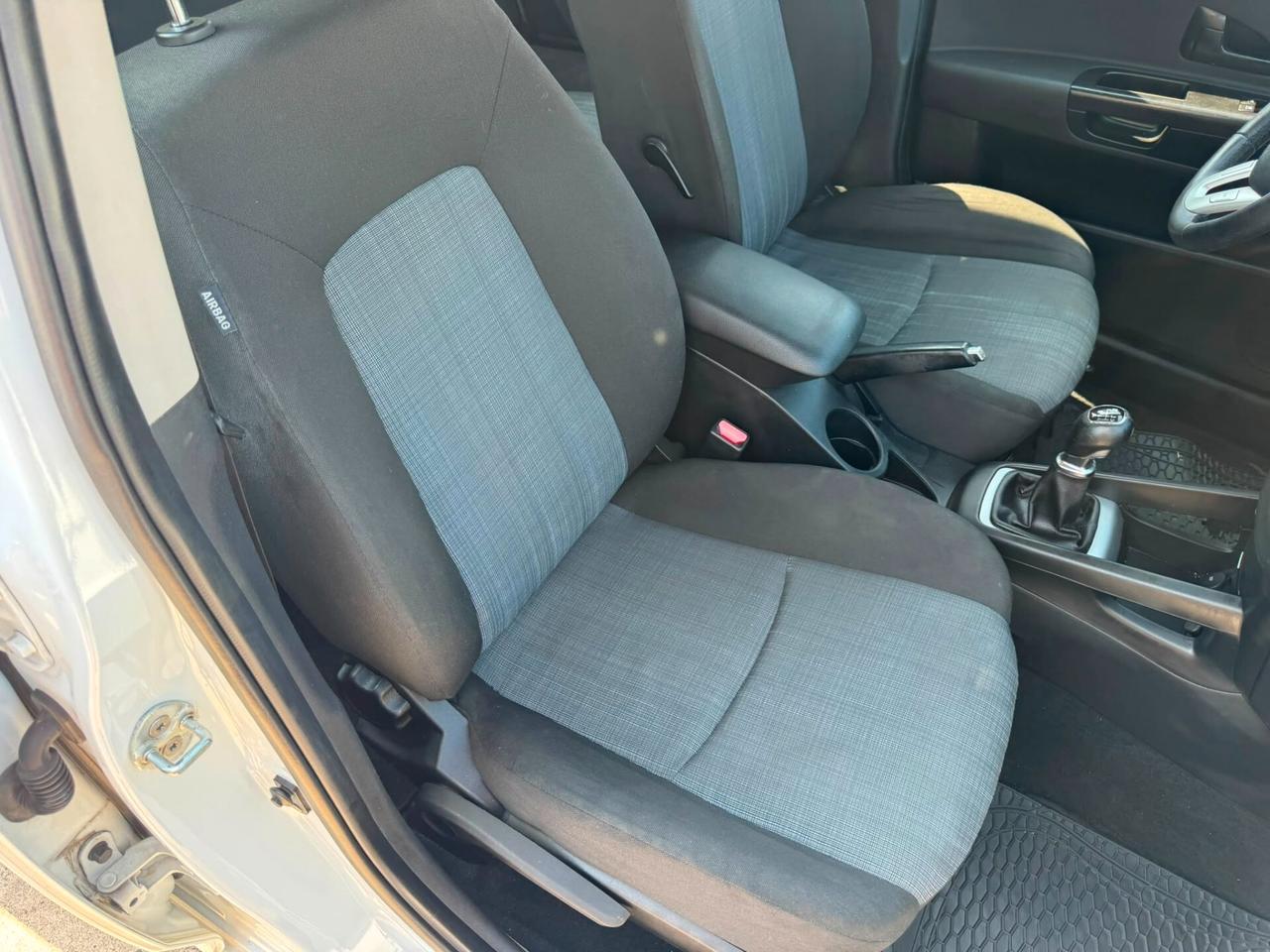 Kia Ceed 1.6 Diesel 90 CV: Affidabilità al giusto prezzo!