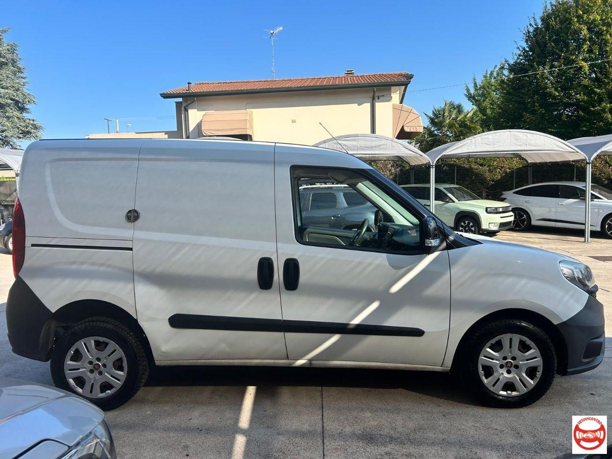 FIAT Doblo cargo 1.6 mjt 16v 105cv E5+ cargo 1.6 mjt 16v SX 105cv E5+ F.L.