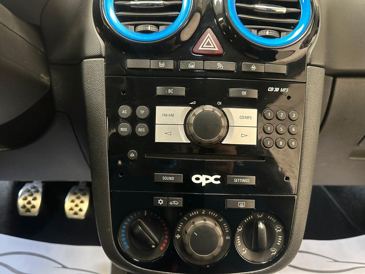 Opel Corsa 1.6 T 192CV 3 porte OPC