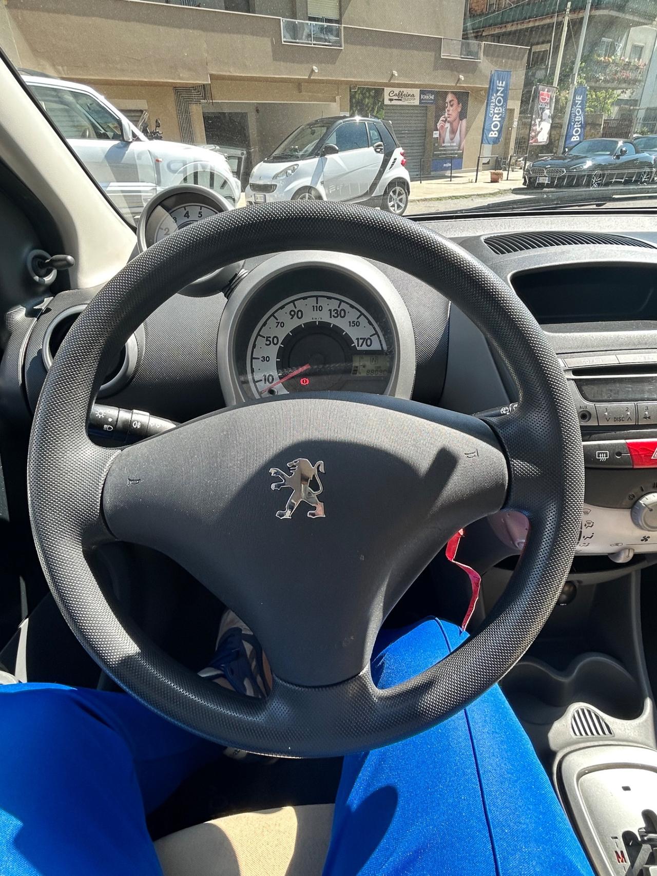 Peugeot 107 1.0 68CV 5p. Sweet Years