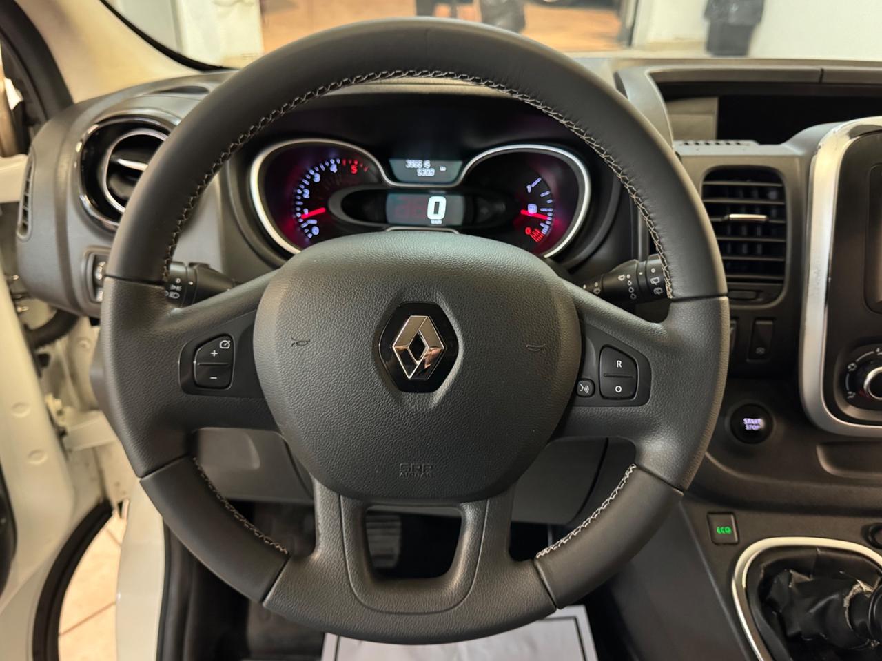 Renault Trafic 2.0 dCi 145CV 9 Posti Restyiling