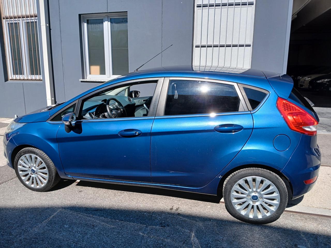 Ford Fiesta Fiesta 1.4 5 porte Bz.- GPL