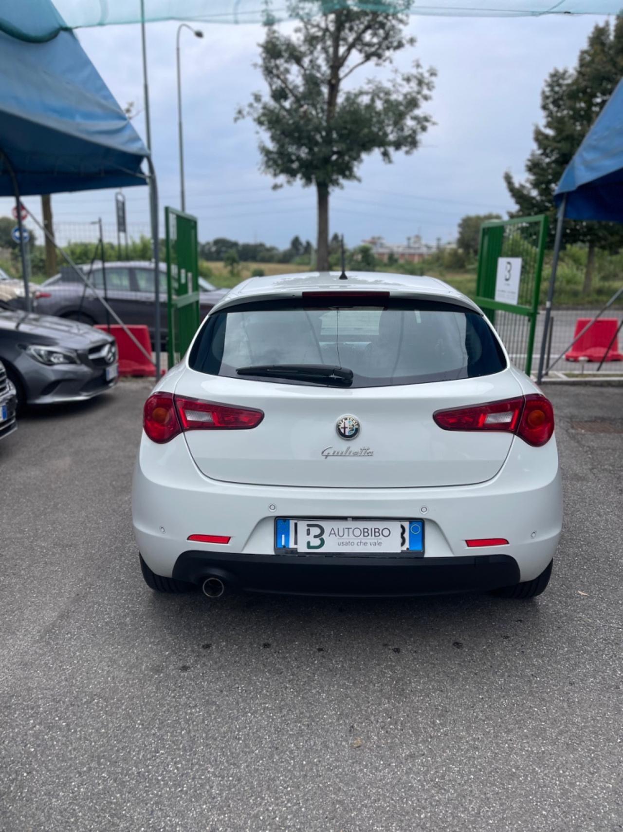 Alfa Romeo Giulietta 1.6 JTDm-2 105 CV Distinctive