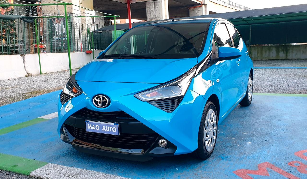 TOYOTA AYGO 1.0 BENZINA ANNO 2019 OK NEOPATENTATI E/6