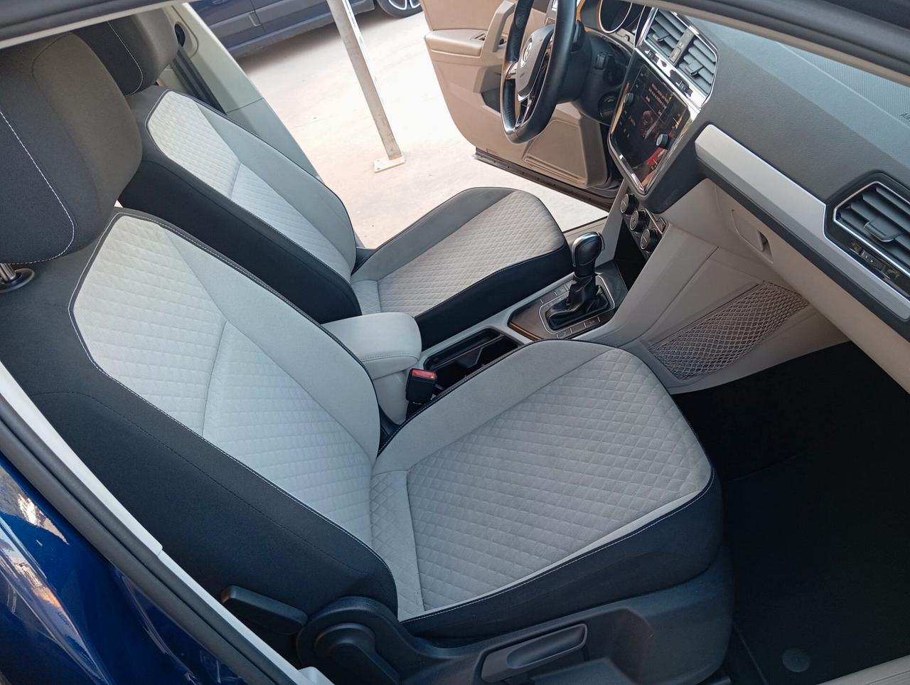 Volkswagen Tiguan 2.0 TDI SCR DSG Business BlueMotion Technology