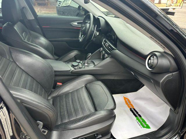 ALFA ROMEO Giulia 2.2 Turbodiesel 210 CV AT8 AWD Q4 Veloce