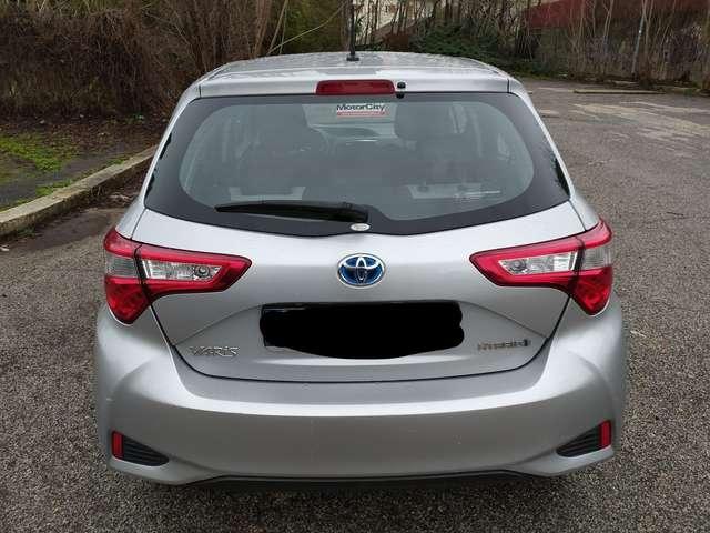 Toyota Yaris Yaris III 5p 1.5h Active