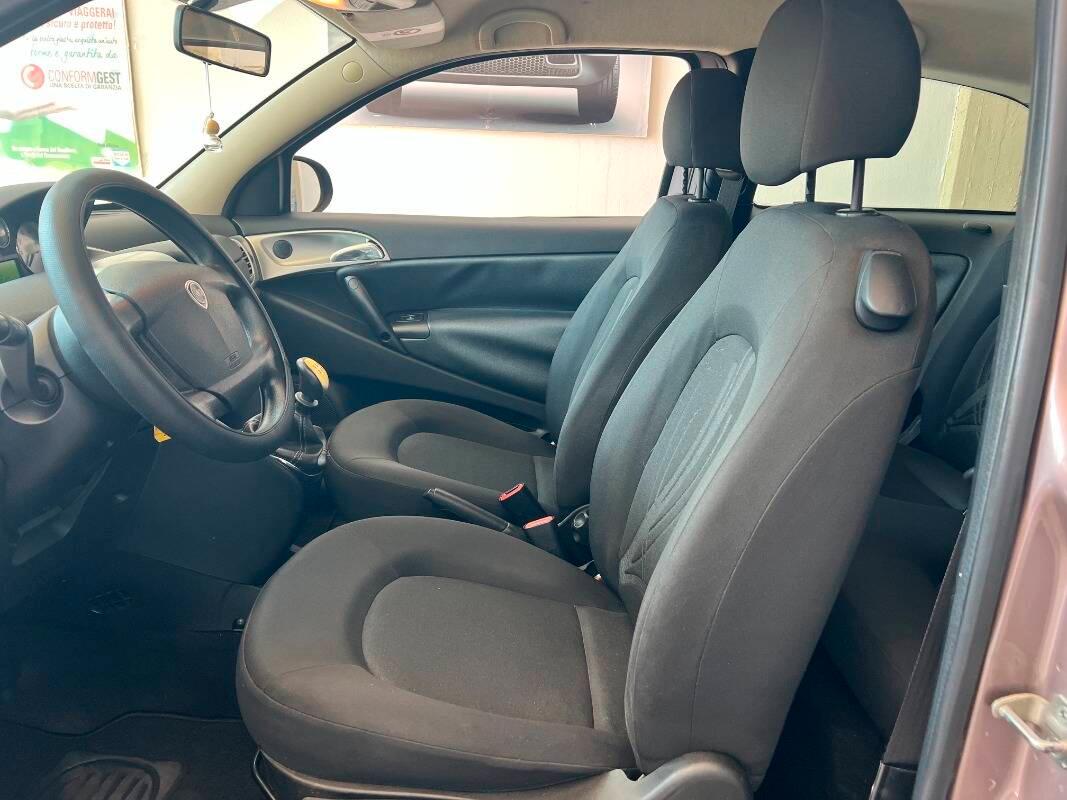Lancia Ypsilon 1.2 8v Diva - Imp. GPL -