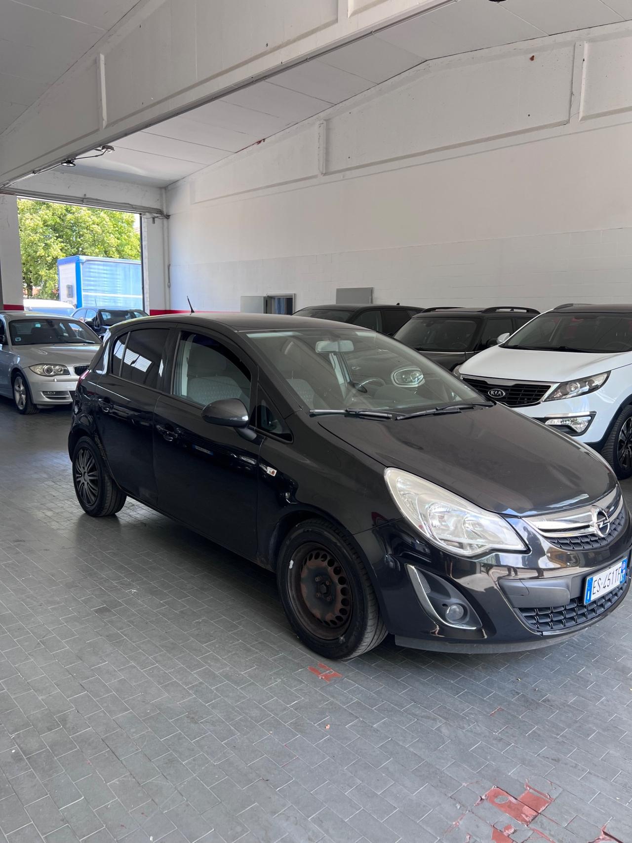 Opel Corsa 1.2 Benzina 2013 / Sport / Neopatentati/