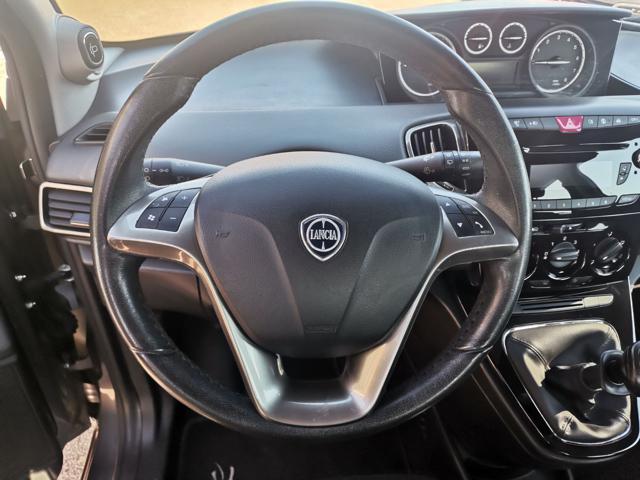 LANCIA Ypsilon 1.2 69 CV 5 porte Gold