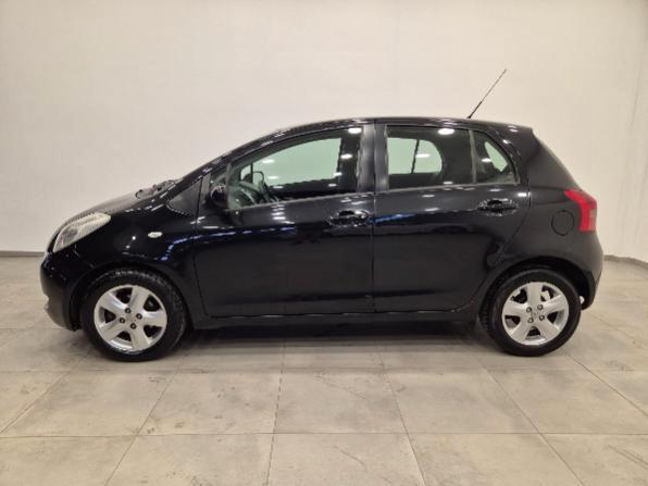 Toyota Yaris 5 Porte 1.3 Sol - NEOPATENTATI - Clima - Radio CD