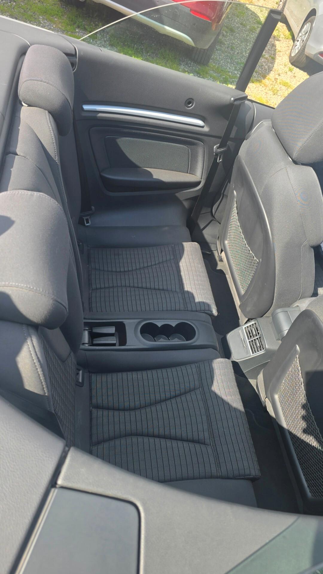 Audi A3 Cabrio 1.6 TDI clean diesel Ambition