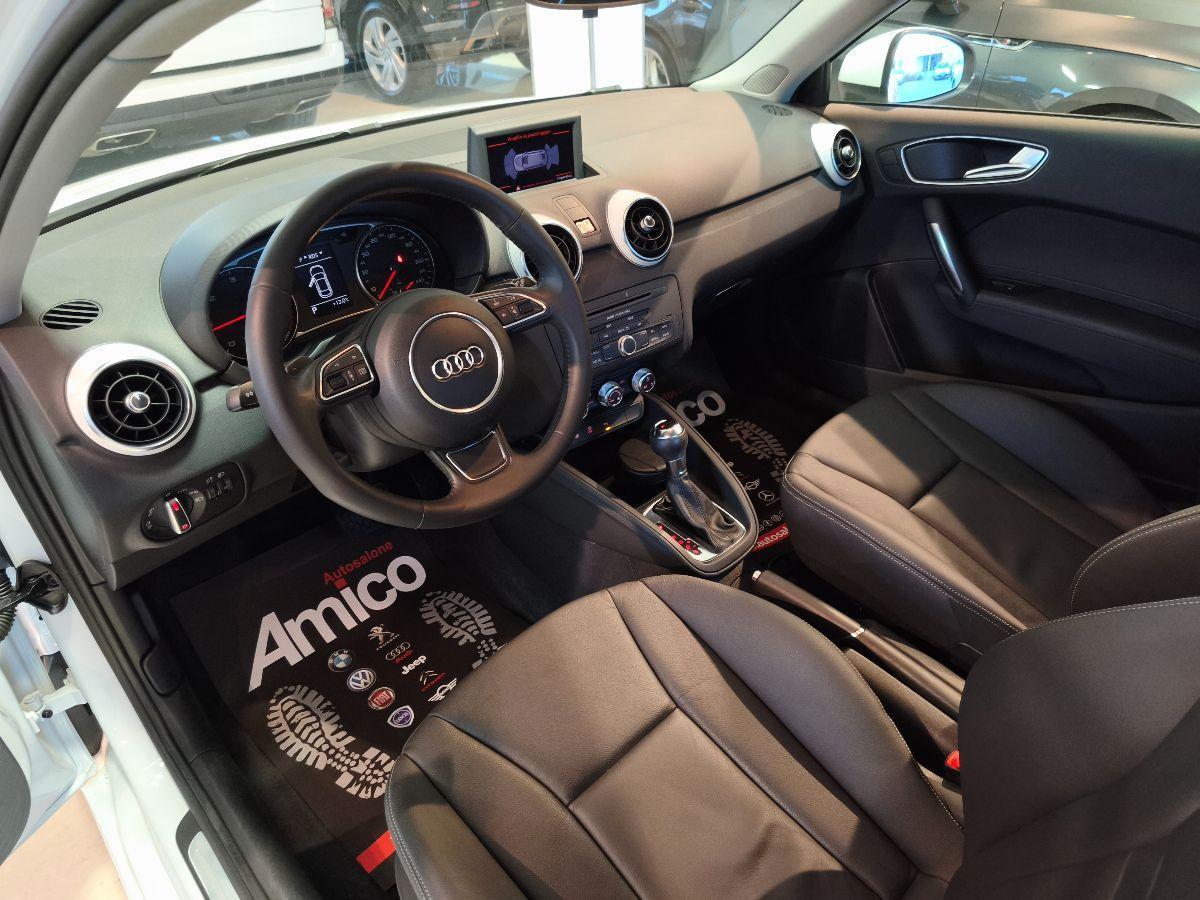 AUDI A1 1.6 TDI S-tronic Ambition Solo 30.000km