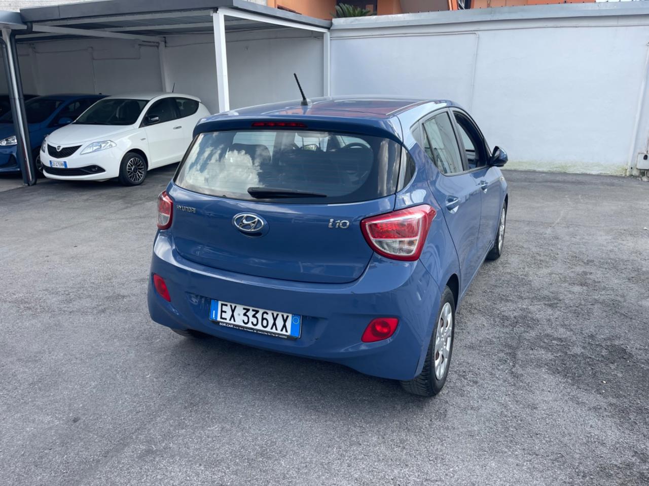 Hyundai i10 1.0 MPI Login FULL OPTIONAL