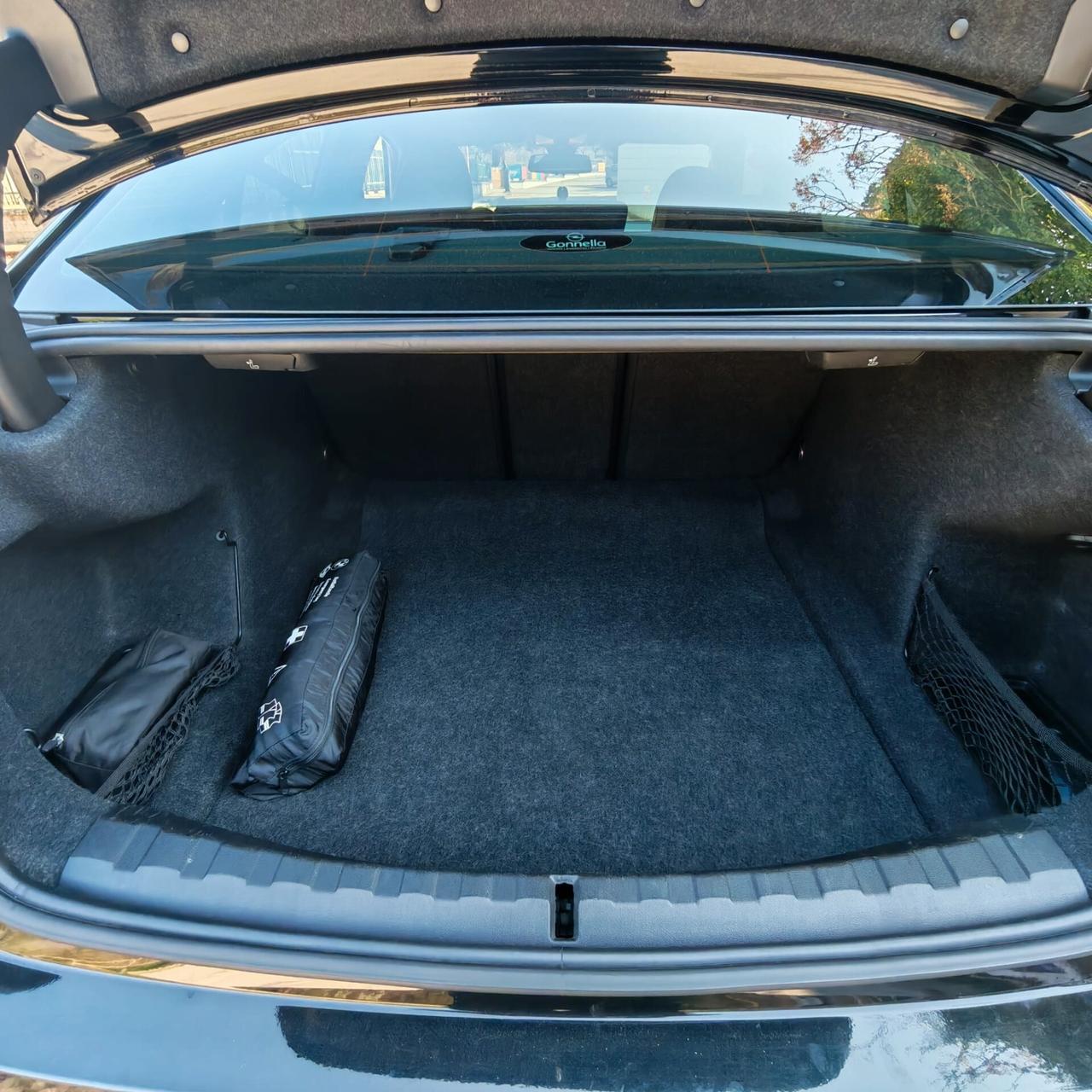 Bmw 318d 48V Business Advantage auto