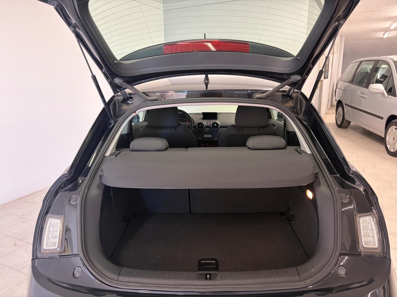 Audi A1 1.6 TDI 105 CV Ambition Perfetta