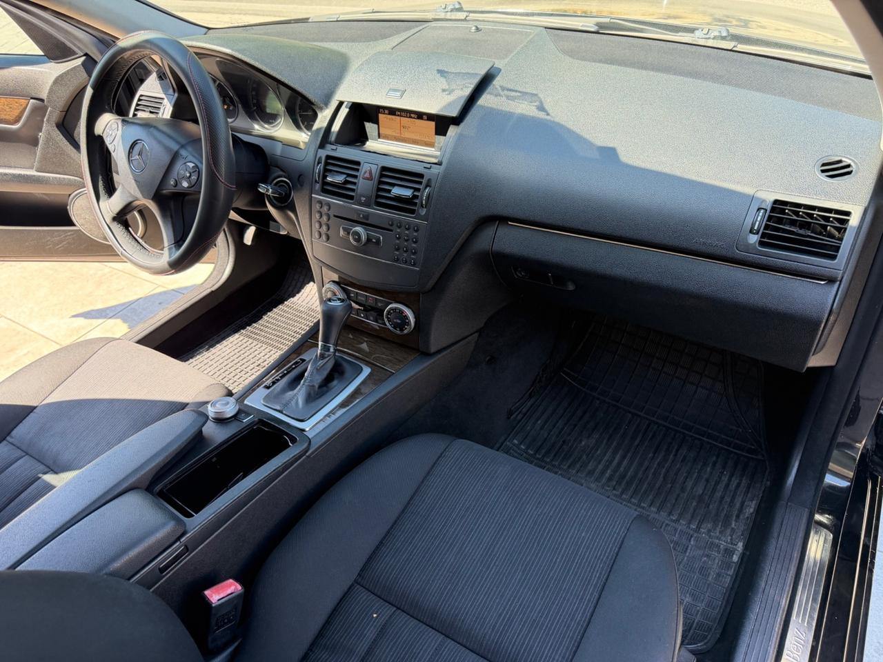 Mercedes-benz C 220 200 CDI BlueEFFICIENCY Elegance