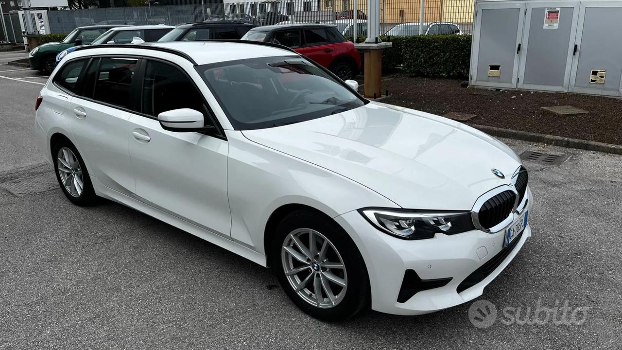 BMW 320D TOURING BUSINESS ADVANTAGE AUT.