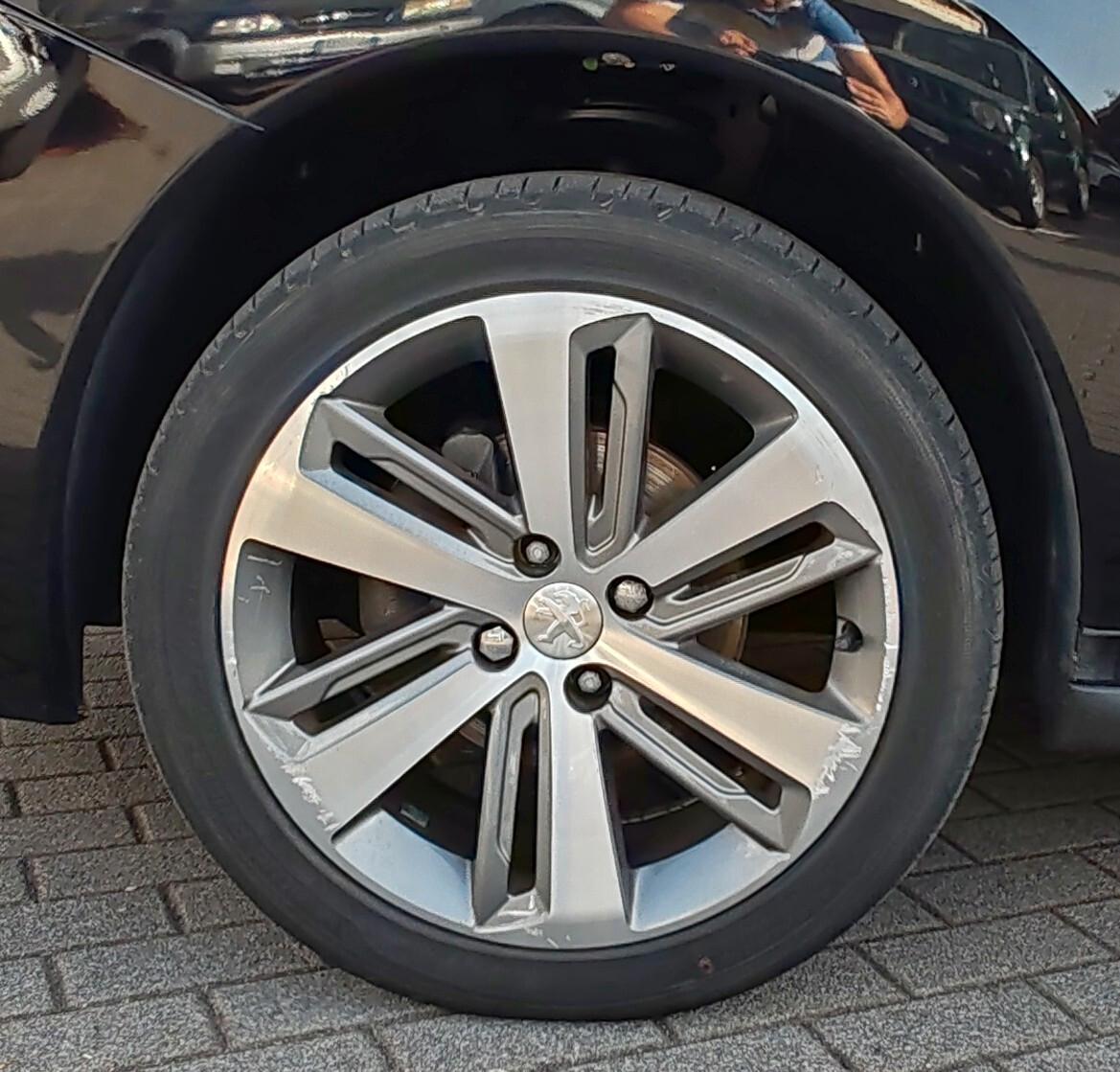Peugeot 3008 BlueHDi 120 S&S Allure