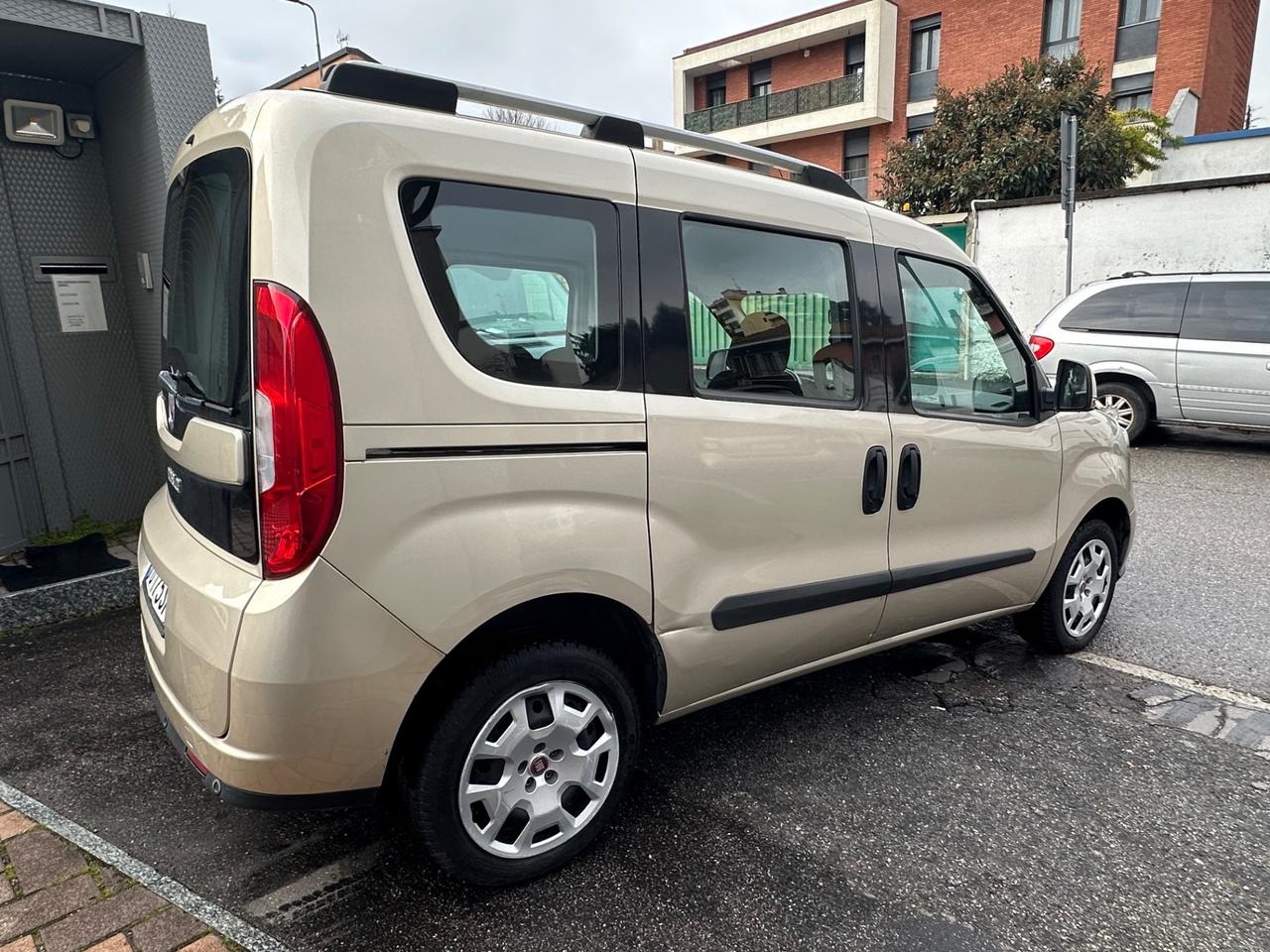 Fiat Doblò 1.4 t-Jet 120 cv Lounge - euro 6