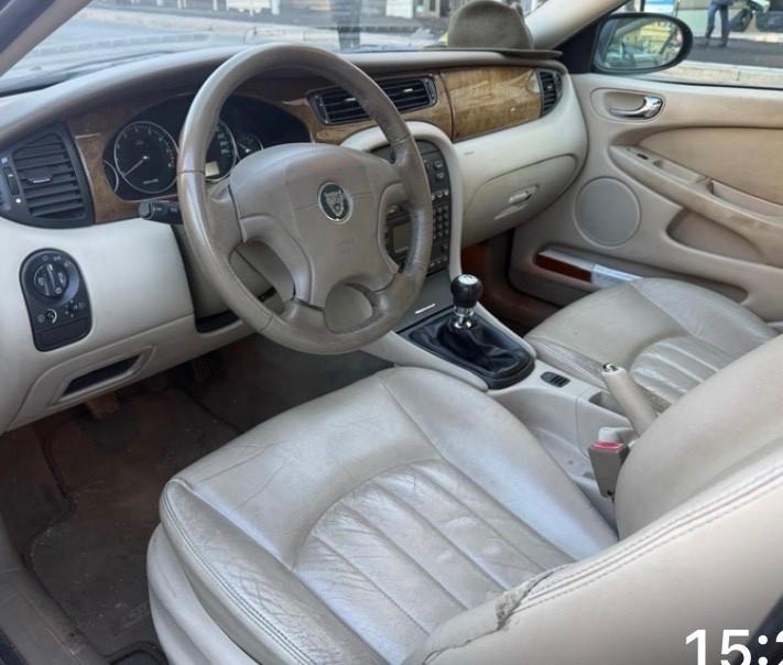 Jaguar X-Type 2.5 V6 24V cat Executive