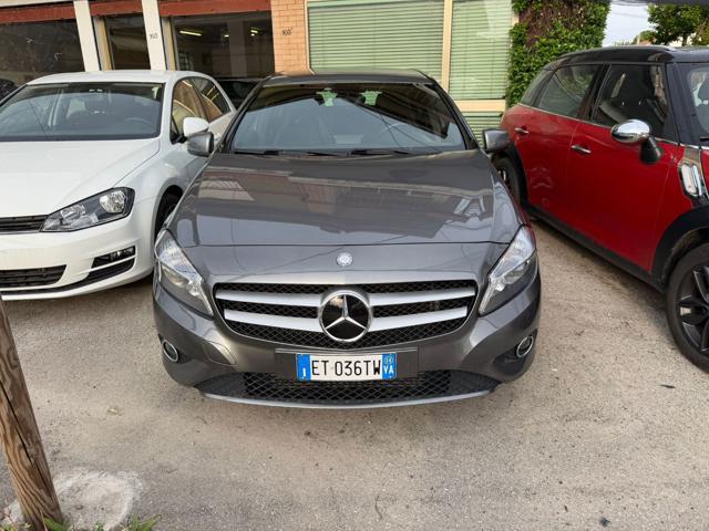 MERCEDES-BENZ A 180 CDI Premium