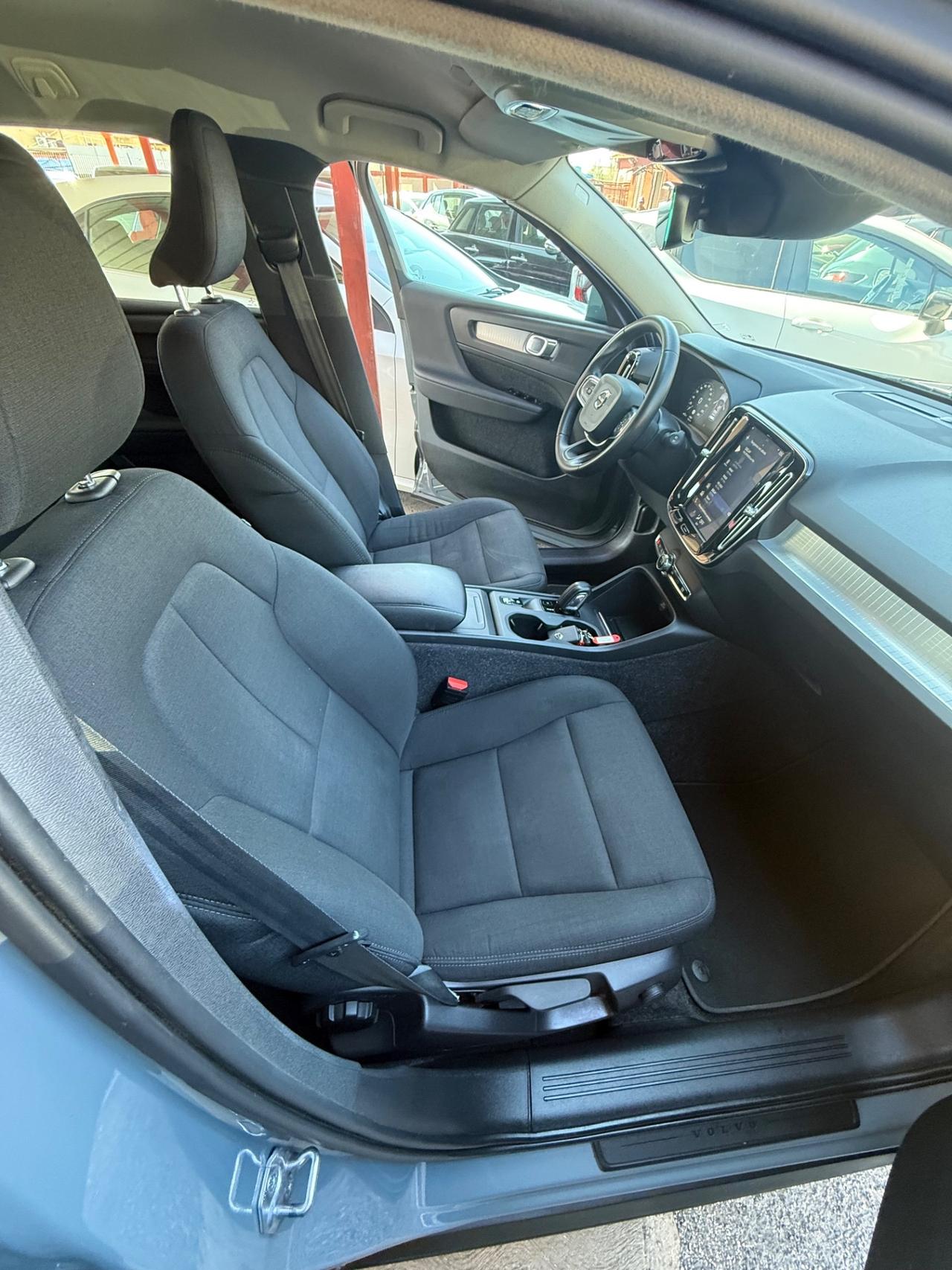 XC40 D3 Momentum-unipro-rate-garanzia -