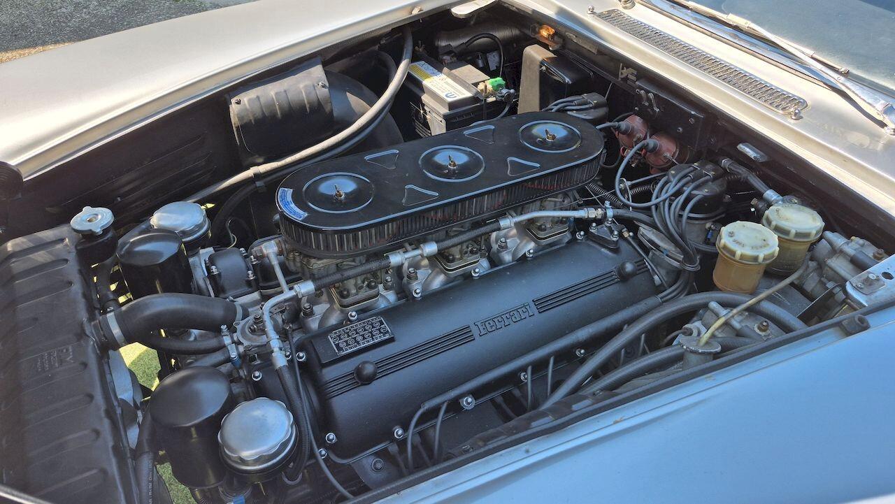 Ferrari 330 GT 2+2 I Serie – 1964