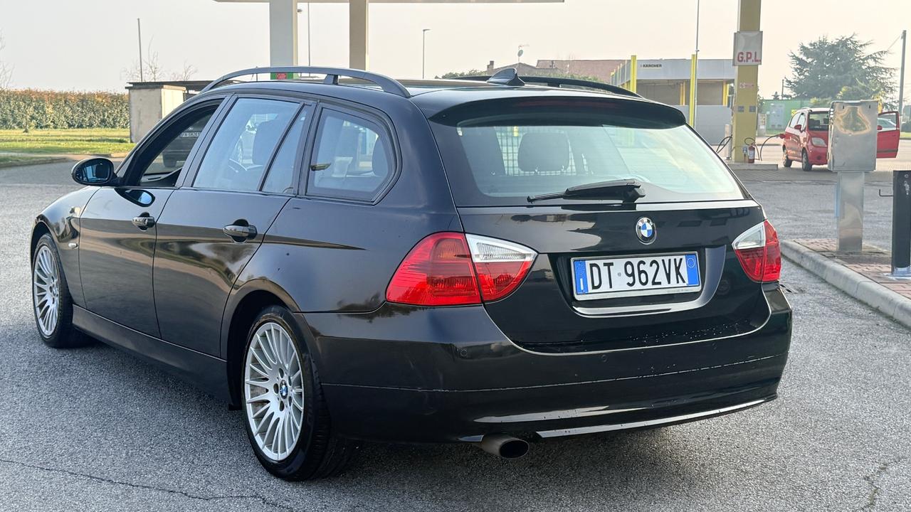 Bmw 320 320d cat Touring Attiva