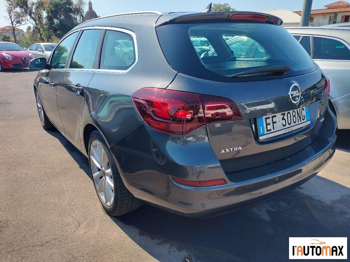 OPEL - Astra Station Wagon Sports Tourer 1.7 cdti Elective 110cv