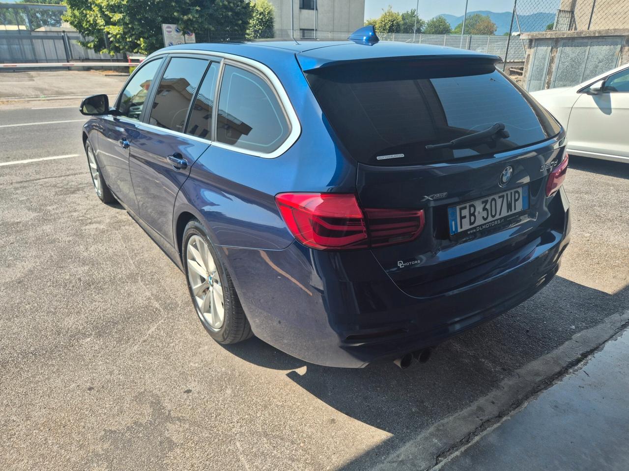 Bmw 320 320d xDrive Touring Business Advantage