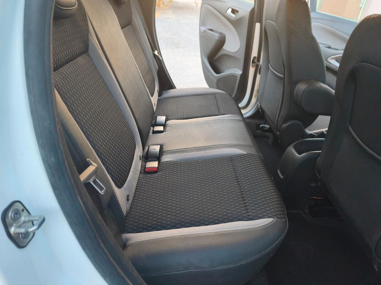 Opel Crossland X 2019---1.5 Diesel Automatica