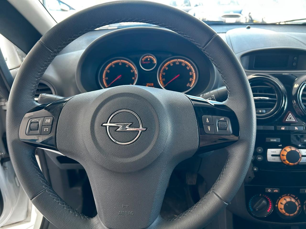 Opel Corsa 1.2 GPL X NEOPATENTATI 2014