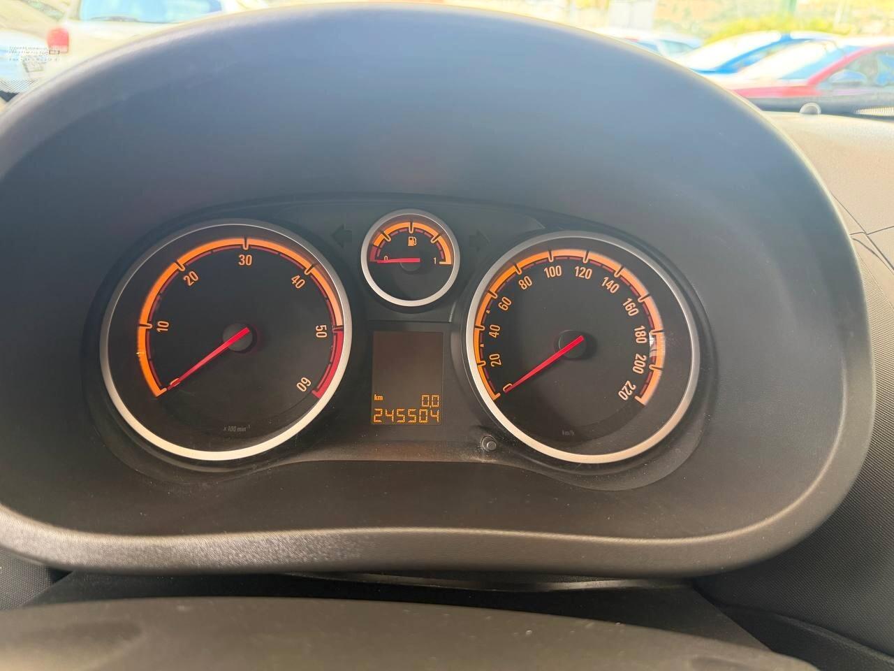 Opel Corsa 2010 1.3 75 5pt Targhe nuove