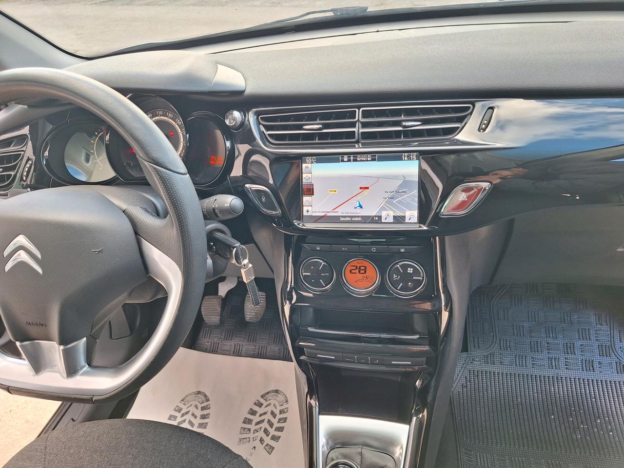 Citroen C3 1.6 HDi 75 Exclusive"TETTO NAVI" 2016