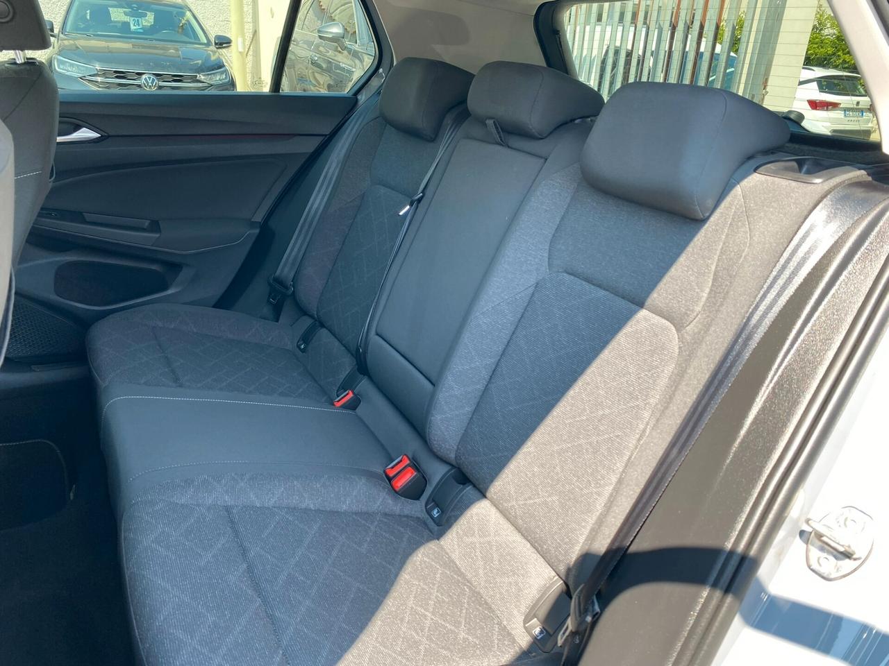 Volkswagen Golf Life 2.0 TDI 116CV