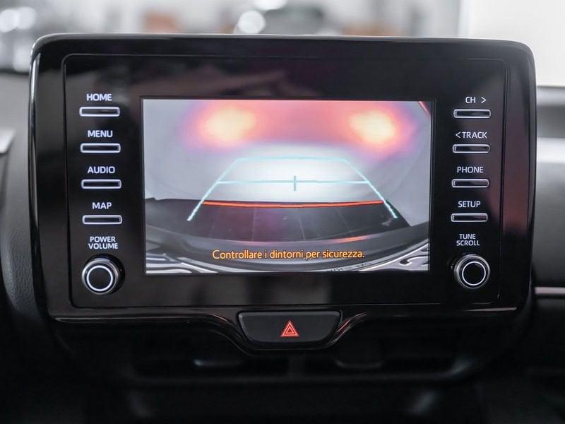 Toyota Yaris Hybrid Trend MY22